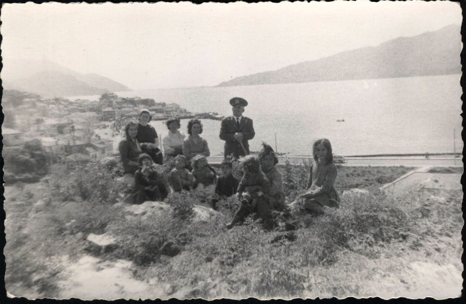 iyilik kayalığı hayriye düzenli arşivi